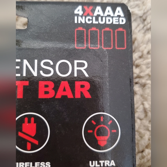 Motion Sensor LED Light Bar - Picture 5 of 6